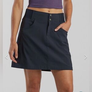 Title Nine sz 12 Recycled Clamber 2.0 Hiking Skort Black Pickleball Golf Skirt